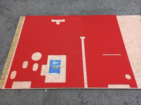 Т-150 красный