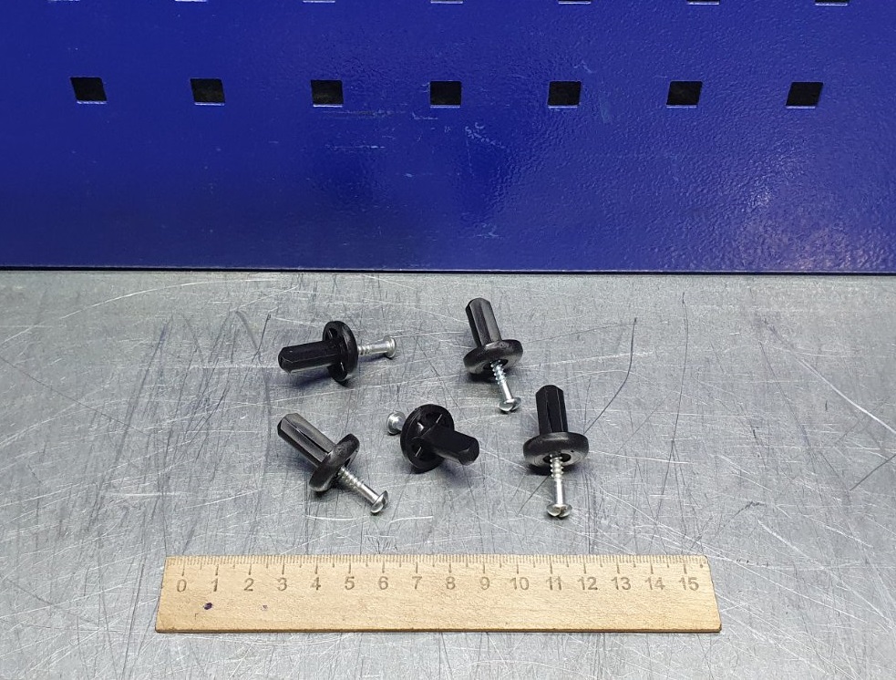 клипса обшивки мтз А37.10.031