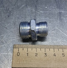Штуцер соеденительный G12-S22 (BSP12-М18х1.5) гр.S24