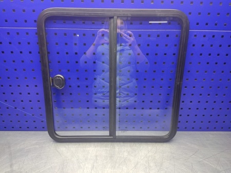 Форточка (раздвижной блок) Т-150 левая 2