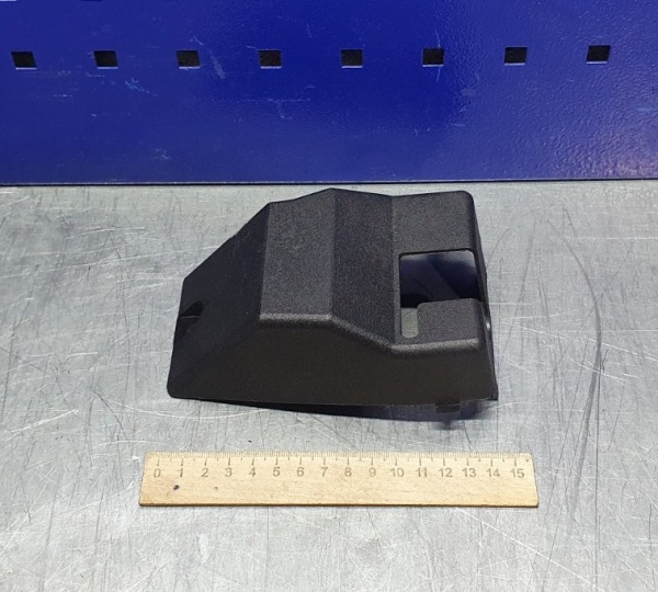 крышка замка мтз 80-6708812 левая