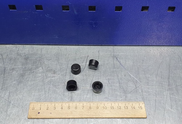 колпачек защитный болта мтз а30.04.017