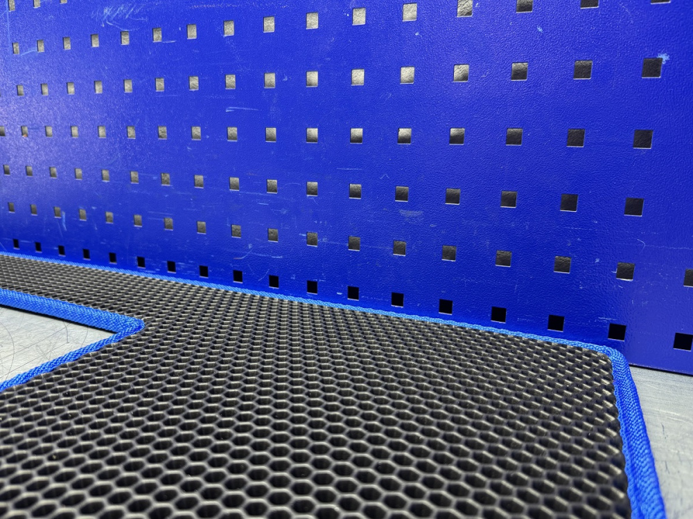 27.135 3