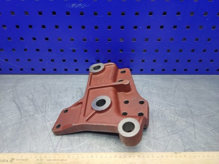 Кронштейн Т-25 навески 14.56.200 правый