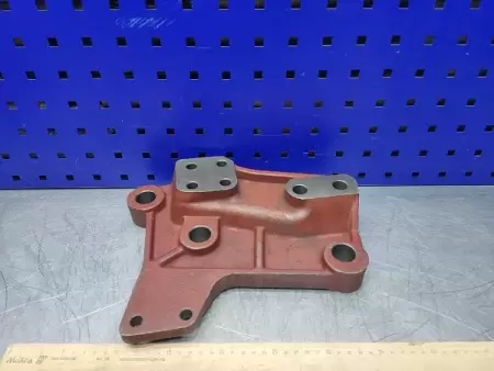 Кронштейн Т-25 навески 14.56.200 правый 4