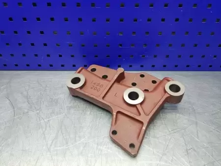 Кронштейн Т-25 навески 14.56.200 правый 5